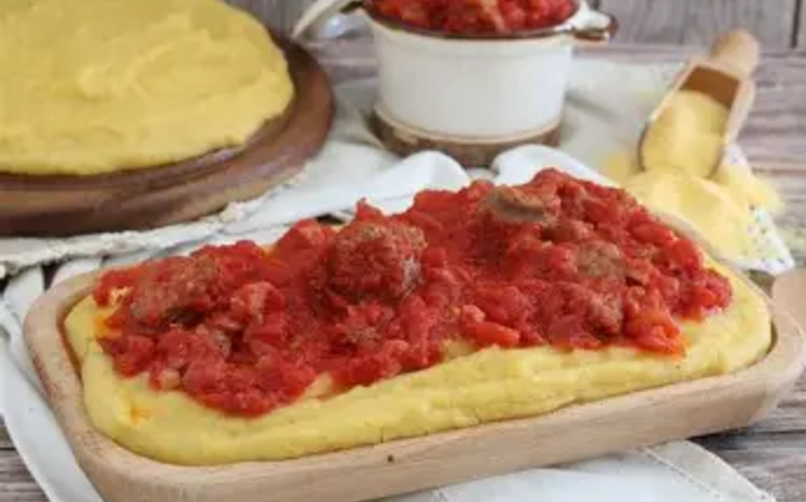 UNA DOMENICA ANDANDO A POLENTA  -  15 FEBBRAIO  /    Arcevia e i suoi castelli                            